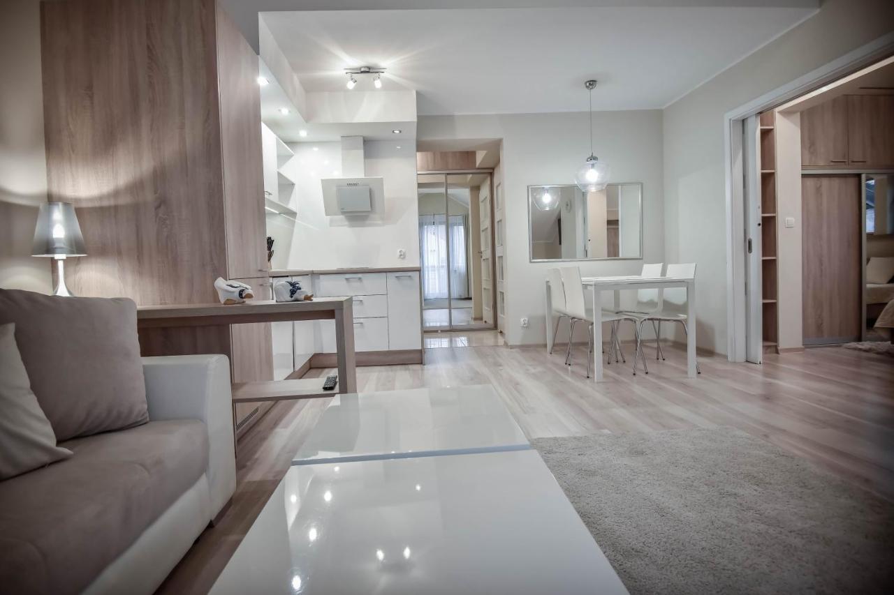 Apartamenty Na Wyspie - Zdrojowa 18 - Apartament Z Sypialnia - Parking Свіноуйсьце Екстер'єр фото
