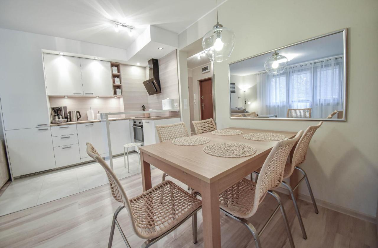 Apartamenty Na Wyspie - Zdrojowa 18 - Apartament Z Sypialnia - Parking Свіноуйсьце Екстер'єр фото