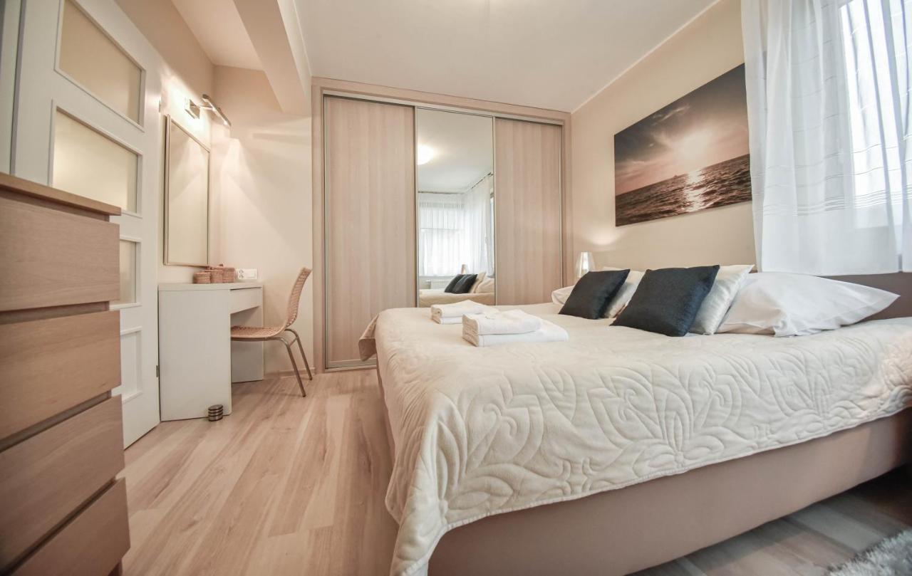 Apartamenty Na Wyspie - Zdrojowa 18 - Apartament Z Sypialnia - Parking Свіноуйсьце Екстер'єр фото