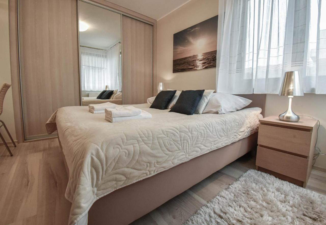 Apartamenty Na Wyspie - Zdrojowa 18 - Apartament Z Sypialnia - Parking Свіноуйсьце Екстер'єр фото